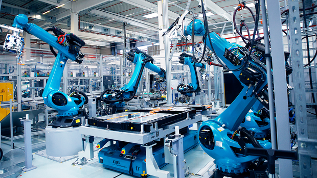 Process step of pack assembly or cell-to-pack in battery production