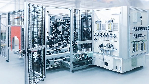 Test station for hybrid transmissions