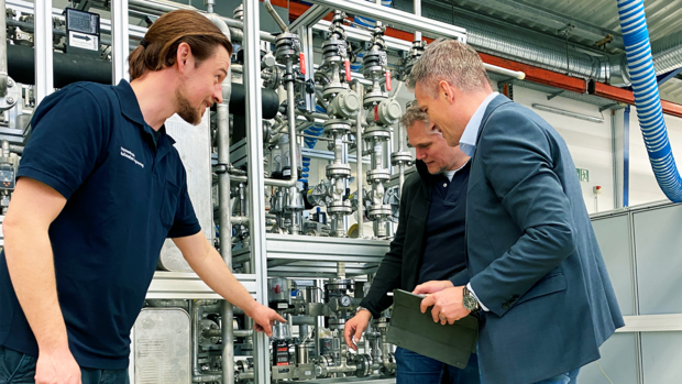 Test stand for hydrogen production plants